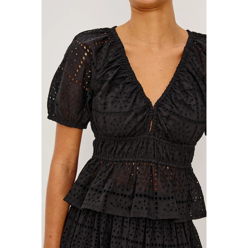 Rails Argenta Top Womens Large Black NWT Eyelet Smocked Peplum 649A-629D-8576